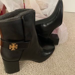 Tory Burch perfect black boot